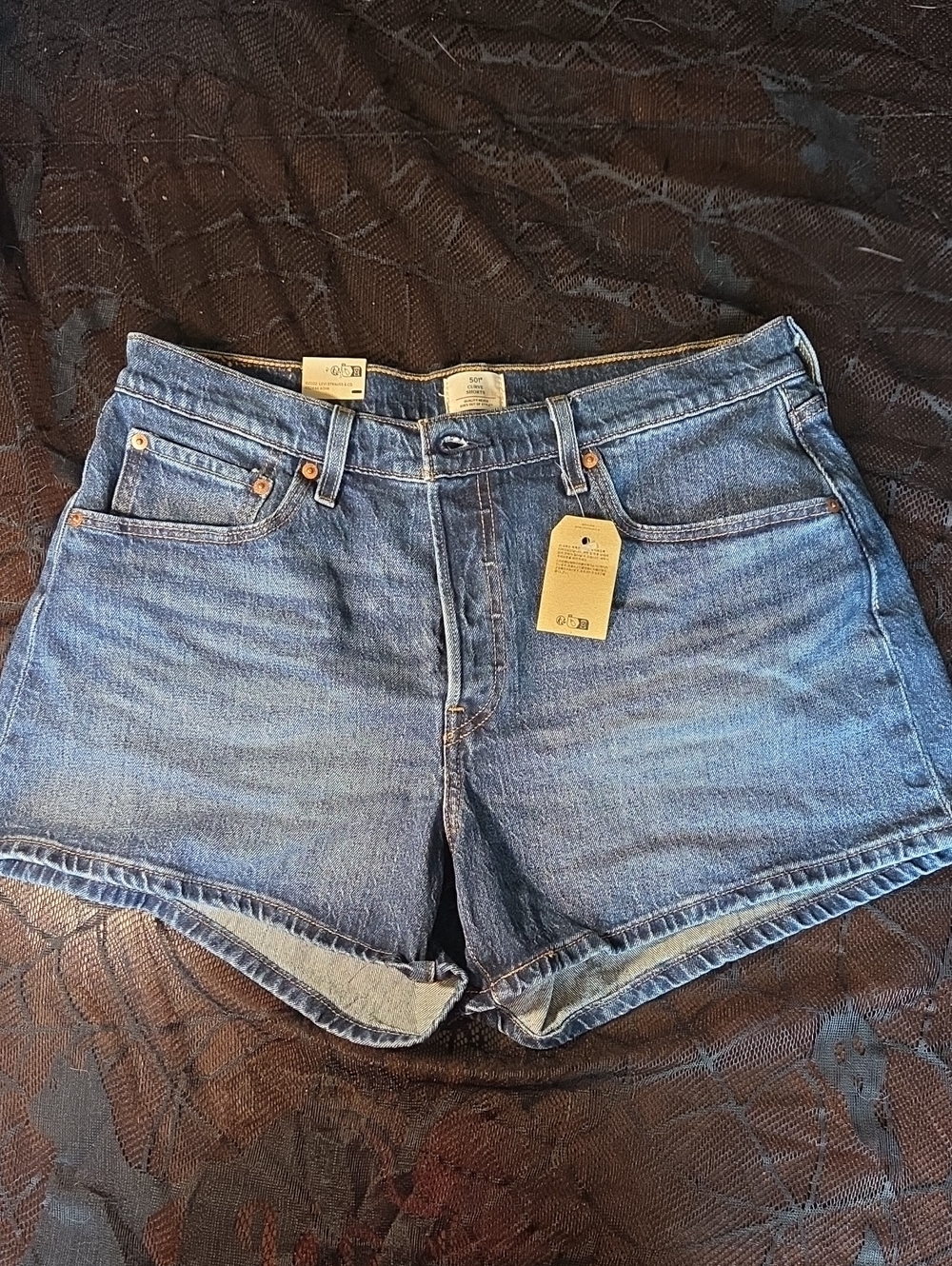 Levi's Women's 501 Curve Shorts - Believe Not Size 33